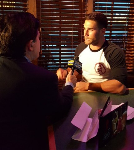 Rock Riley with Brighthouse Sports sits down with Rays centerfielder Kevin Kiermaier at Smokey Bones in Clearwater. (RSEN photo)